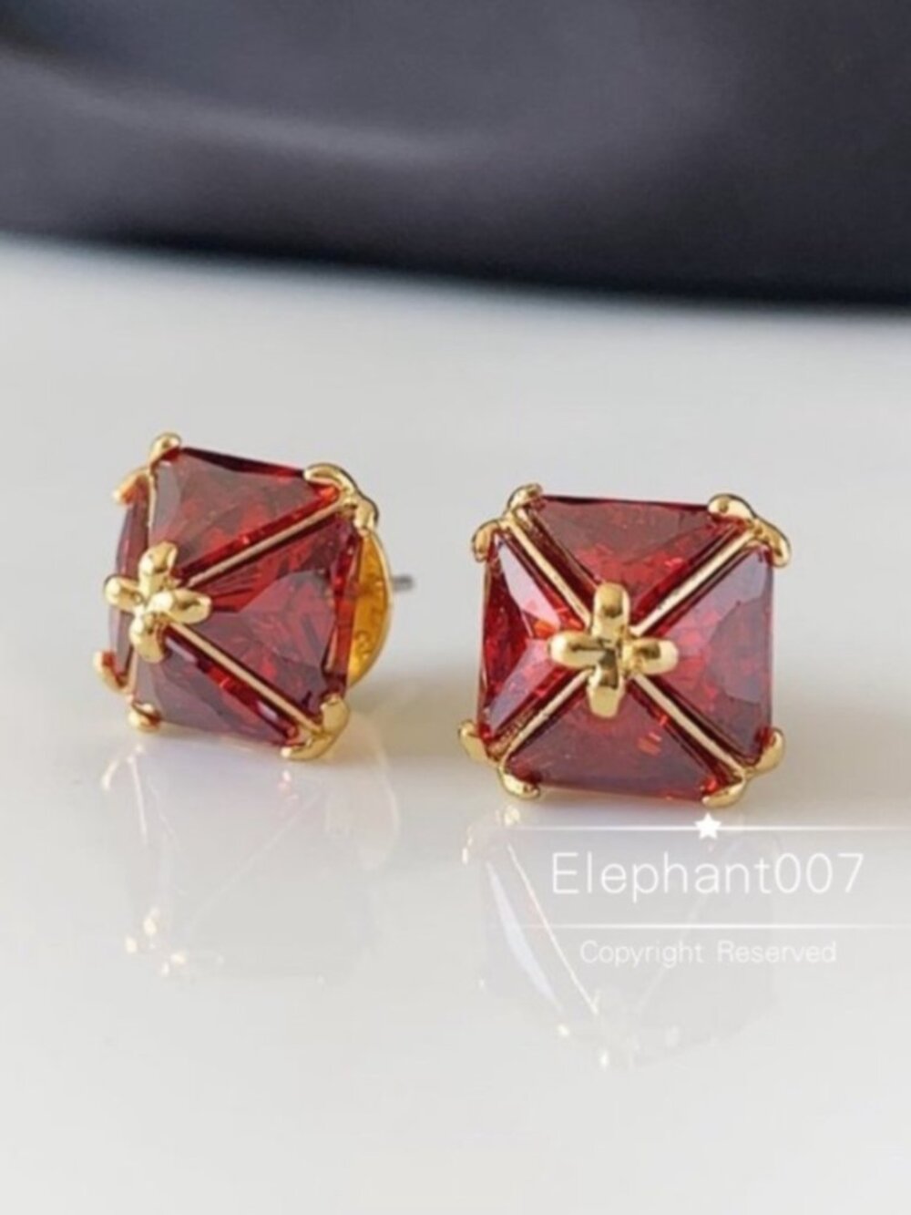 Henri Bendel Red Crystal Stud Earrings Gold Tone Square Gem Statement Earrings